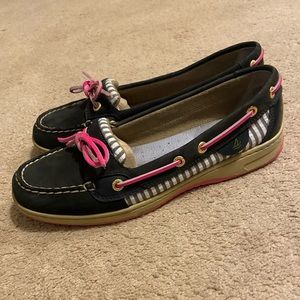 Women’s Sperry angelfish boat shoes